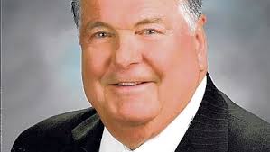 Redding business leader, shoe store owner Nathan dies