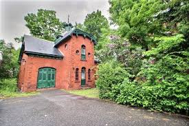 Superbe Residence Victorienne Maisons A Vendre Drummondville Kijiji Victorian Homes Old House Dreams Maine House