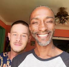 Omar Frazier's Instagram, Twitter & Facebook