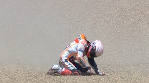 Marc marquez ne participera pas aux deux premiers grands prix de la saison au qatar. Motogp Defending Champ Marc Marquez Breaks Arm During Spanish Grand Prix Nbc Sports