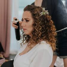 The half up and half down hair styles are perfect for medium lenght hair and long hair, if you're looking for new half up half down hair styles, check out this post. Cute Curly Hairstyles For Women With Curly Hair Human Hair Exim