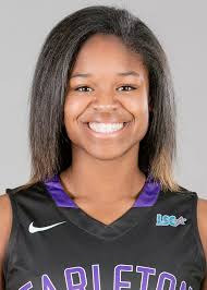 Averie Mack's Instagram, Twitter & Facebook