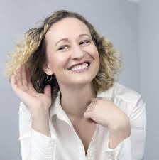 Alla Deroun Marketing Specialist