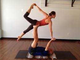 Pin Von Maya Aoun Auf Yoga Acro Yoga Yoga Posen Yoga Posen Fur Anfanger