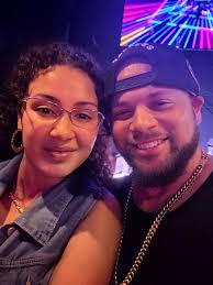 🎉 Facebook recognized me as a top rising creator this week! What ever that  is lol 😂