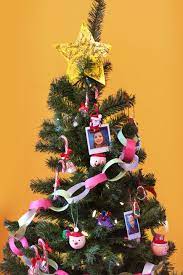 Browse gift guides for mom, the guys, kids, pets, and more. 30 Fun Christmas Games To Play With The Family Homemade Christmas Party Games