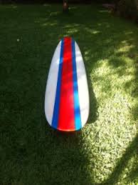 Spray painting a fun design onto my channel islands sampler surfboard. Spray Painting Surfboard Grommet Longboarder