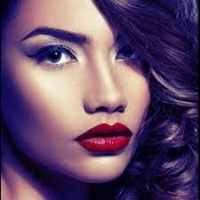 Aimee Luna (@aamilu)