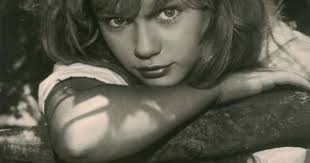 40 Fabulous Photos of a Very Young Marion Michael in the 1950s