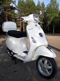 Lihat gambar, video, spesifikasi teknis dan pilihan warna tersedia untuk anda! Vespa Lx 150 Wikipedia