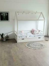 woodchoice maakt originele bedhuisjes op maat leverbaar in vrijwel ieder gewenste kleur en afmeting ook voor de complete inri peuterbed bedhuisje kinderkamer