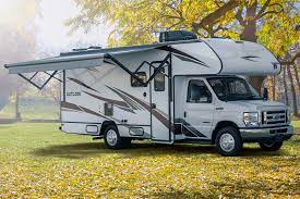 Class c gas powered motorhomes on the ford chassis include the winnebago minnie winnie and winnebago spirit, the winnebago outlook and the all new winnebago ekko. Winnebago Outlook Class C Gas Motorhome