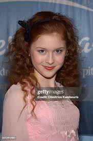 14 Renee Oldstead Stock Photos, High-Res Pictures, and Images