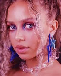 Jodie Edmonds's Instagram, Twitter & Facebook