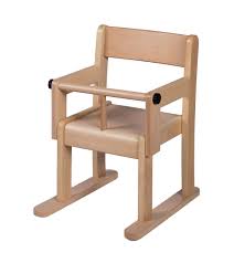 Stapelbarer Massivholzstuhl TIM für Kindergarten oder Kita