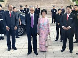 Siti hasmah binti haji mohamad ali. Tun Dr Siti Hasmah 7 Things To Know And What Makes Malaysians Love Her Buro 24 7 Malaysia