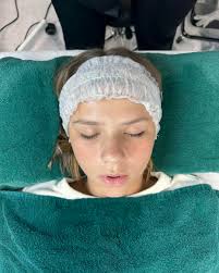 ✨GLOW UP FOR LESS✨ Enjoy 50% OFF your FIRST facial 💆‍♀️ Plus, get 10% OFF  all esthetic services including: 🫧Brow lamination and tint 🫧Lash Lift &  Tint 🫧Waxing (yes, those brows too!)