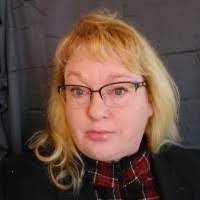 Peggy Halbert's Instagram, Twitter & Facebook