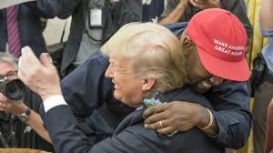 Announced just after the reveal of the yeezy gap round jacket. Kanye West Im Weissen Haus Ein Skurriler Auftritt