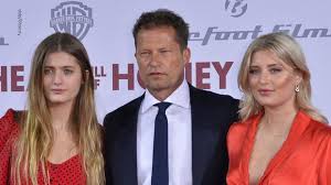 Sie teilen sich tils haus im hamburger * stadtteil nienstedten an der elbe *. Til Schweiger Diese Berufe Wollen Seine Kinder Ausuben