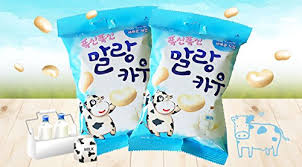Delicious cow milk candy of various flavor combinations, colors and sizes available at enticing price ranges. New Korean Lotte Soft Malang Cow Fresh Grade Milk Chewy Candy 2 22 Oz Pack Of 2 Buy Online In Bermuda At Bermuda Desertcart Com Productid 18819302
