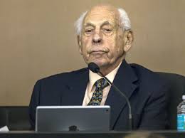 Handelsman break-up: Lucille gets Key West saloon, Burt gets lucrative  parking lot