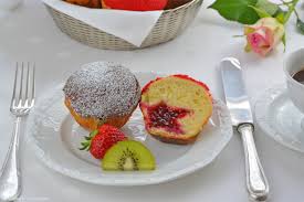 Stew peters spoke with royal australian air force veteran, alan hennessy, who bravely came forward to paint the picture of what's really going on in the land down under. Brioche Mit Schokolade Und Himbeeren Brioche Au Chocolat Et A La Framboise La Paticesse Der Patisserie Blog
