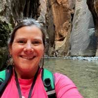 Sara Salley's Instagram, Twitter & Facebook