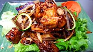 Then add in the pan fried eggplant, peppers and onion. Thai Basil Eggplant Picture Of Thai Villa Aurora Tripadvisor