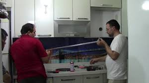 Mutfak tezgah arasından kullanılacak resim öztai yapı dekorasyon kataloglarından bakarak istediğiniz modeli seçebilirsiniz. Mutfak Tezgah Arasi 3d Cam Panel Sistemleri Fiyatlari Ve Ozellikleri