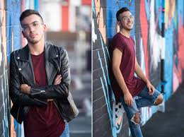 Choose a good camera for selfie poses traditionally this kind of picture is taken with a frontal camera, but its quality is really poor and can disappoint. 31 Of The Best Senior Portrait Posing Ideas For Guys