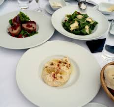 The palace, which became one of the most respectable organization location in i̇stanbul, has gardens, magnificent halls with high, gold failed ceilings with a view of the bosphorus, you can perform all all sorts of wedding ceremony, graduation exercises, cocktail, lunch, evening and the gala dinner, meeting, conference and. Kandilli Borsa Lokantasi