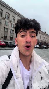 Reto de 312 dominadas con tigres abajo en Bielorrusia