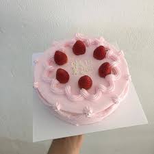 Korean cake, pastel cakes, think food, just cakes, cute desserts. Want To See More Pins Like This Then Follow Pinterest Morgangretaaa Follow My Insta Morgangretaa Pretty Birthday Cakes Just Cakes Cute Birthday Cakes