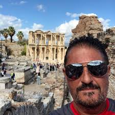 Hi! ✨ A question if folks have intel and can share? Has anyone shipped a  shipping container from the United States to Italia with a good experience  and at an affordable rate?