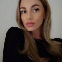 Mandy Purcell's Instagram, Twitter & Facebook