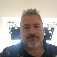 Ideal start up 2 castles with 17 different themed art work complete with  mats blowers sandbags, pegs collection colchester essex