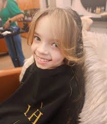 Barbara Ovesen's Instagram, Twitter & Facebook