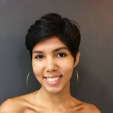 Momjunction gives you a long list of easy yet stylish hairstyles & hairucts that teenagers will love. Top 25 Cute Easy Ways To Style Your Short Hair
