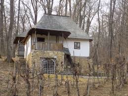 Moneda de 10 lei cu caracter comemorativ este acceptată ca mijloc de plată pe teritoriul republicii moldova și circulă în paralel cu bancnotele și monedele metalice care. Valcea Apare Pe Bancnota De 10 Lei Ramnicu Valcea Week