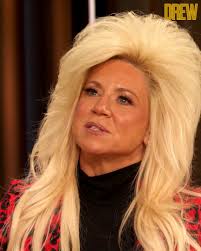 During a commercial break, Long Island Medium's Theresa Caputo brings  Drew's hairstylist to tears after spiritually connecting with his late  mother.