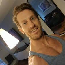 Benjamin Horen added a new photo.