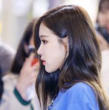 Red velvet wendy / son seungwan. In Your Opinion Who Has The Prettiest Eyes Nose And Lips In Blackpink Quora
