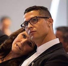 Michael Tenn's Instagram, Twitter & Facebook