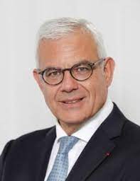 Le groupe caisse d'epargne est un groupe de banques coopératives françaises créées en 1818 à paris à travers la création de la première caisse d'epargne. Cemp Regional Bank Savings Loans Insurance Groupe Bpce