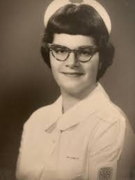 Patricia Leonetti's Instagram, Twitter & Facebook