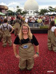 Ocean Spray Cranberry Bog Returns To 2015 Epcot Food And Wine Festival Allears Net