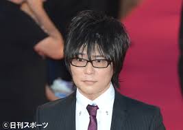 去る2021年5月6日 逝去されました 三浦建太郎先生の訃報に接し スタッフ一同 心より、お悔やみ申し上げます。 長きに亘り先生の作品に音楽を通じて関われましたことを 大変誇りに思います。 三浦さん。 改めて、今後ともよろしくお願いします。 G3fsxpdze2j6m