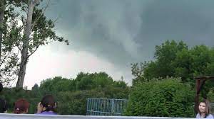 Tornadoes are starting to be seen more and more in romania too! Tornado V Cr Ostrozska Nova Ves Youtube