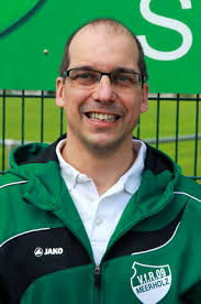 WELT- >> B-TEAM >> ALLE